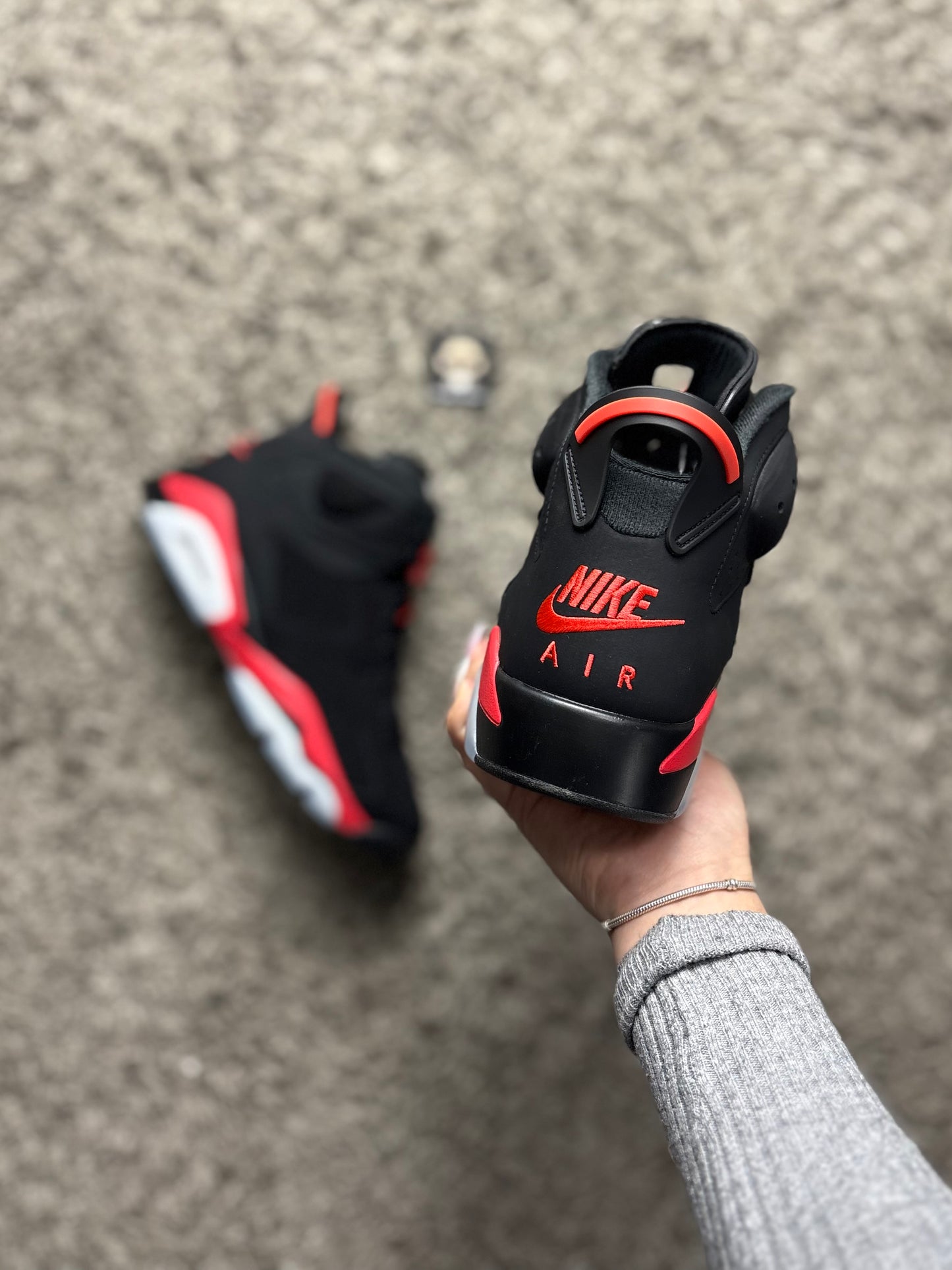 Retro 6 “Infrared”