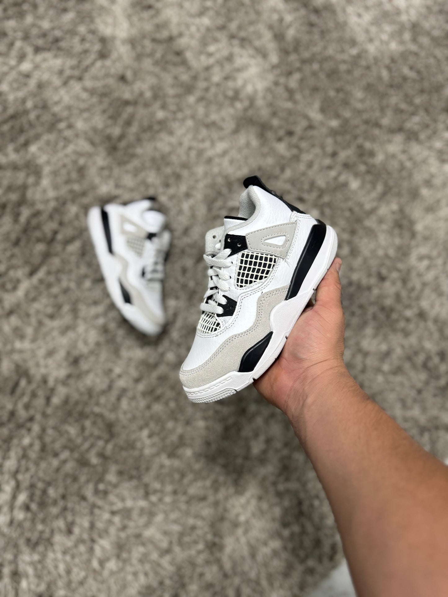 Retro 4 “Military Black” (PS)