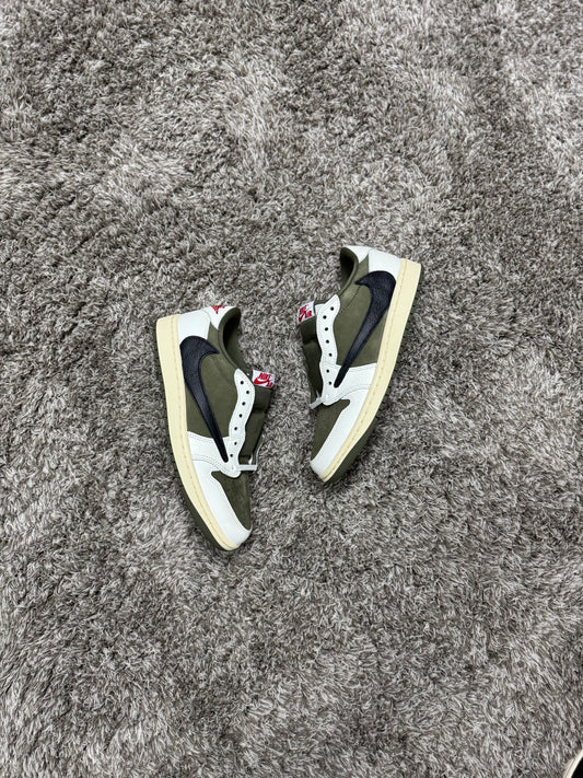 Retro 1 Low Travis Scott “Medium Olive”