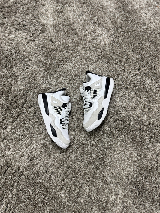 Retro 4 “Military Black” (PS)