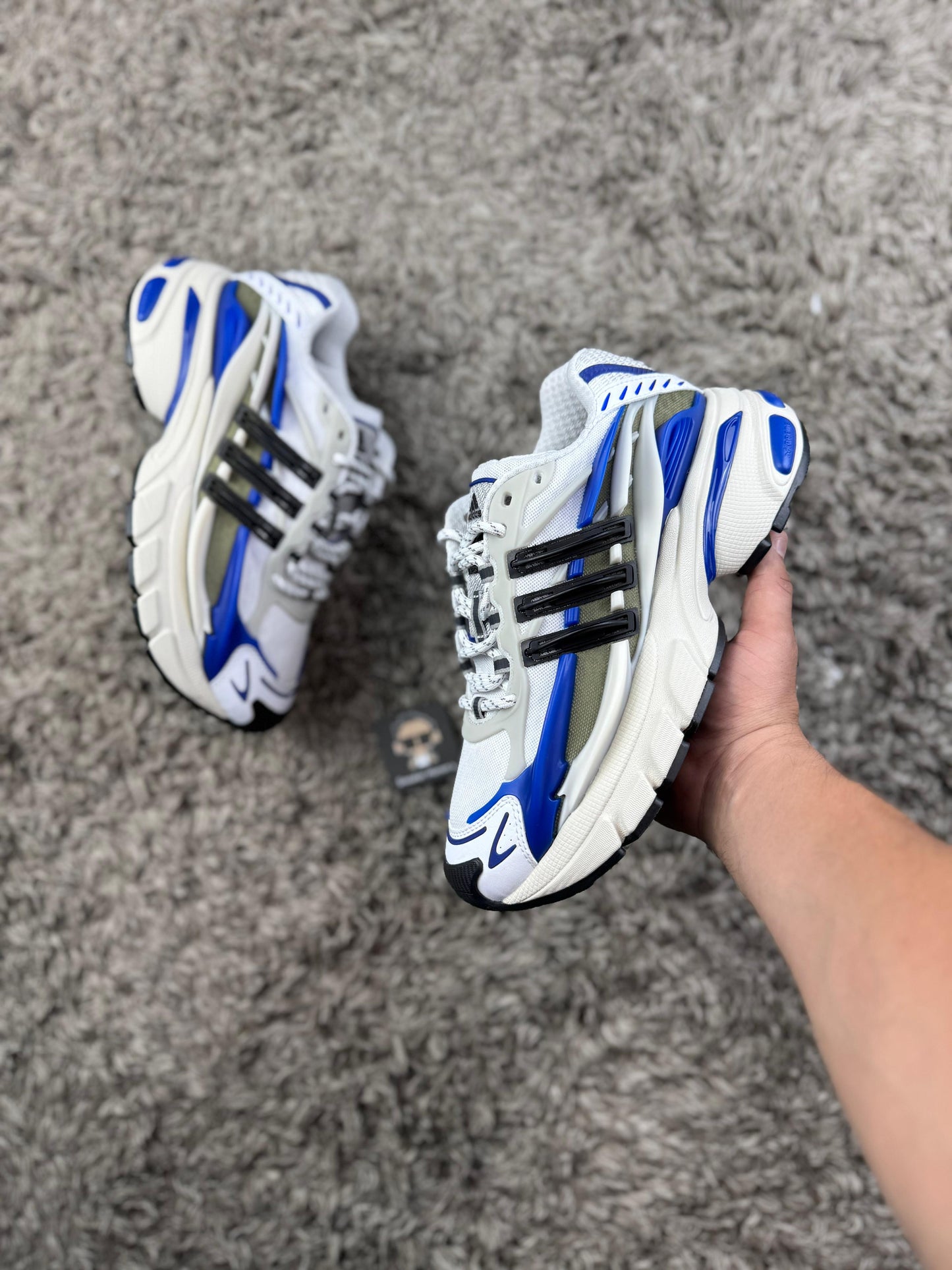 Pharrell x Virginia Jellyfish “Royal Blue”
