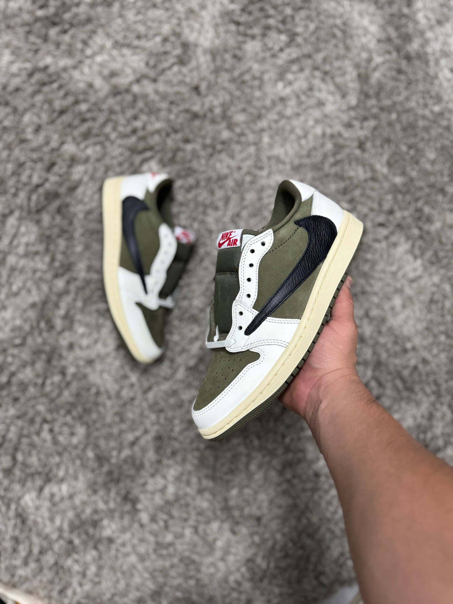 Retro 1 Low Travis Scott “Medium Olive”