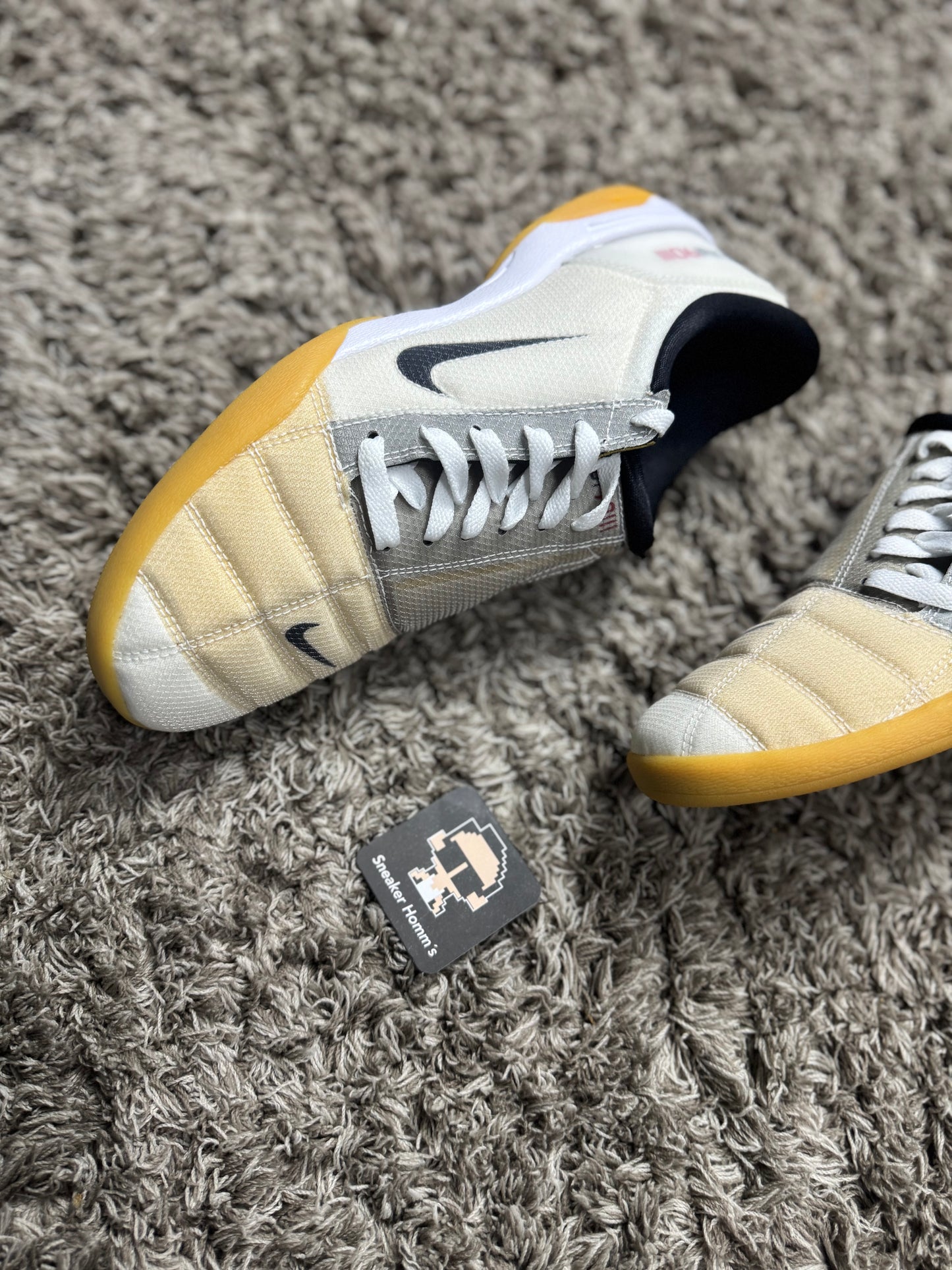 Total 90 III “White Gum Light Brown”